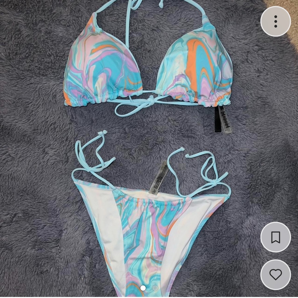 Victoria’s Secret Pink bikini set